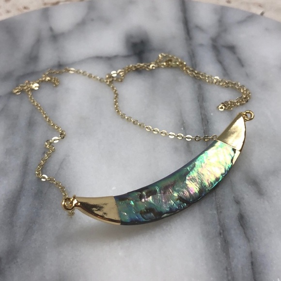 NEW!  14K Gold Abalone Crescent Necklace - Picture 7 of 7